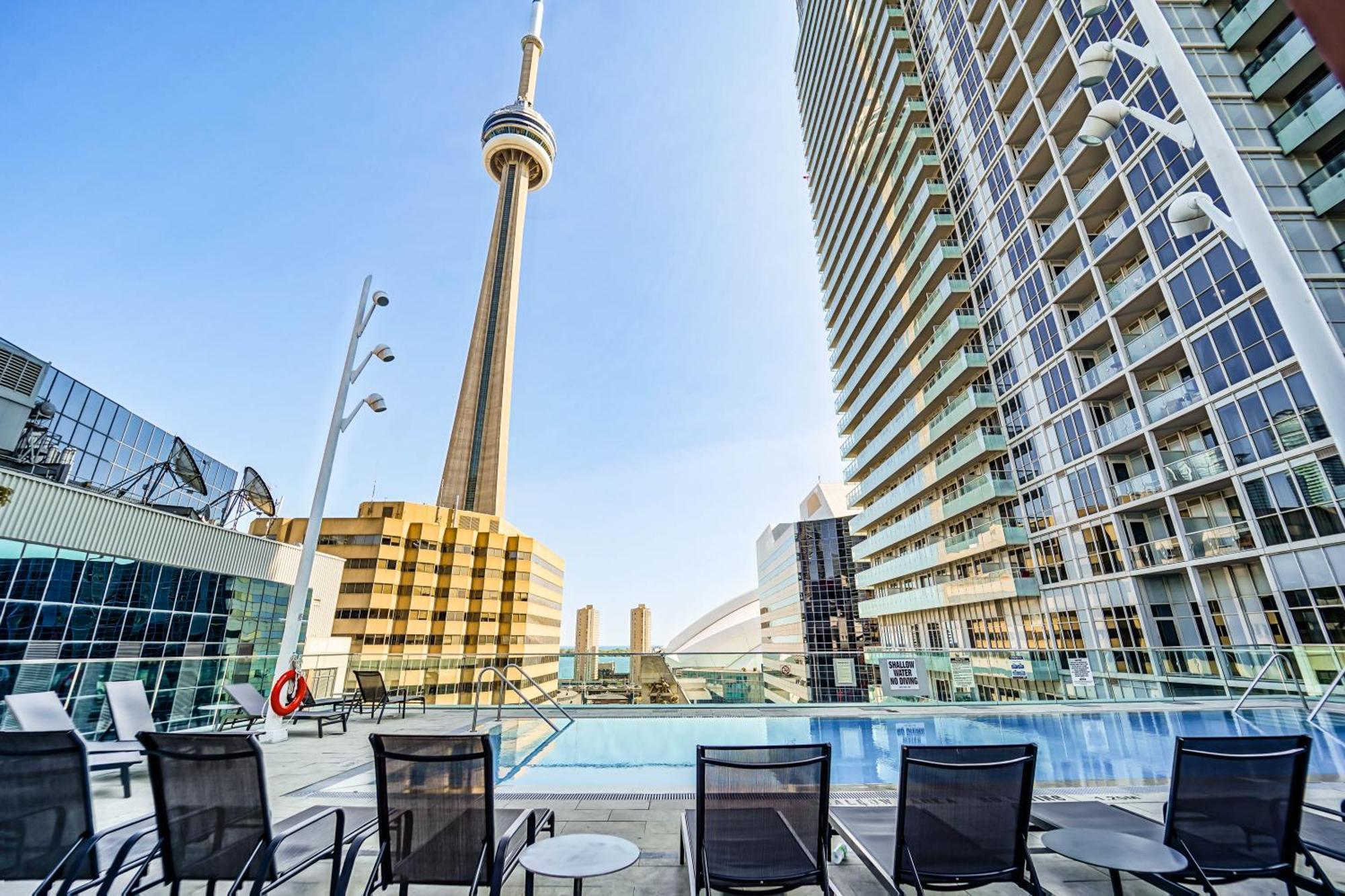 Chol Furnished Suites Heart Of Downtown Toronto, 2 Beds, Free Parking, Cn Tower View Esterno foto