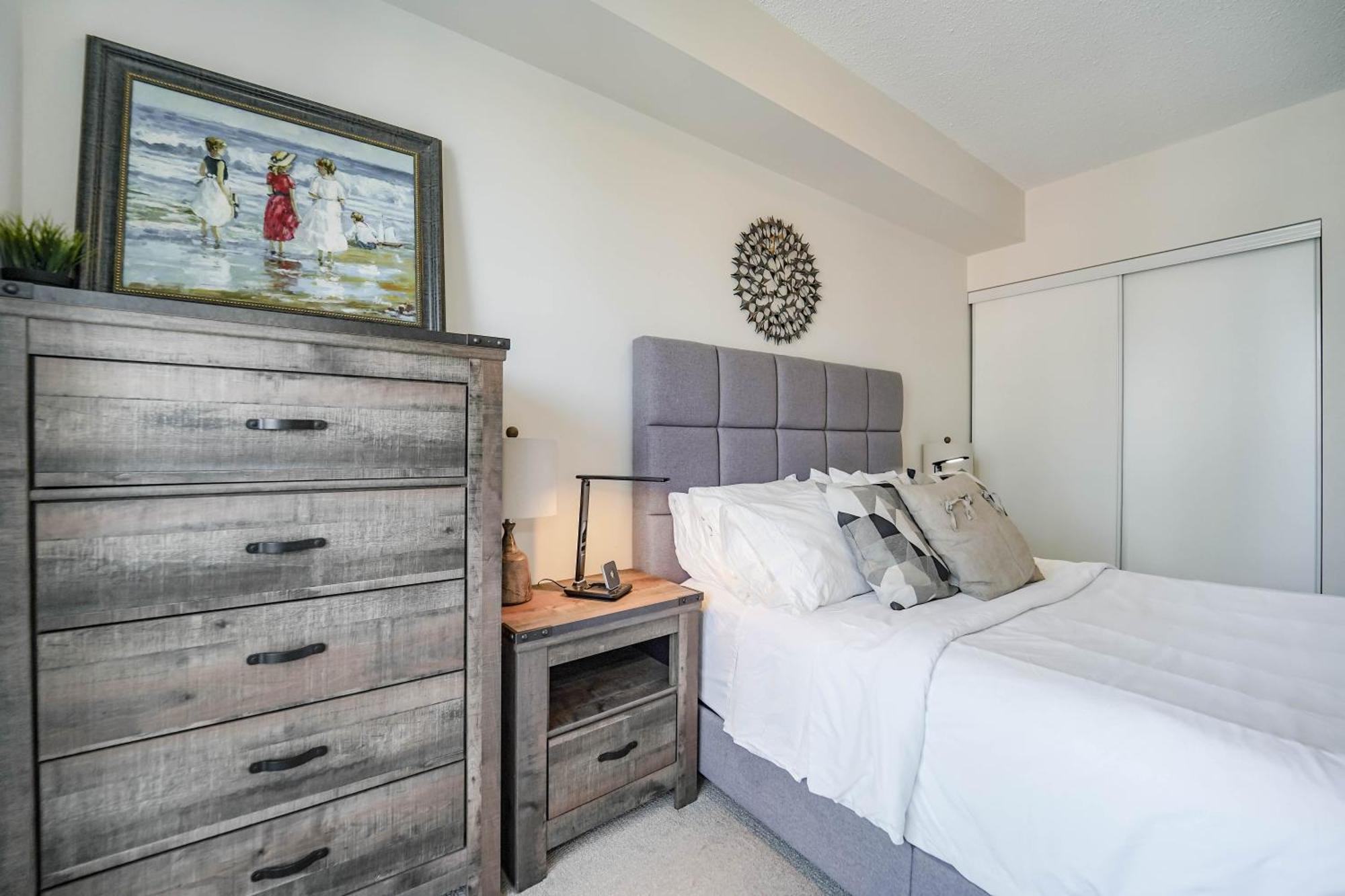 Chol Furnished Suites Heart Of Downtown Toronto, 2 Beds, Free Parking, Cn Tower View Esterno foto