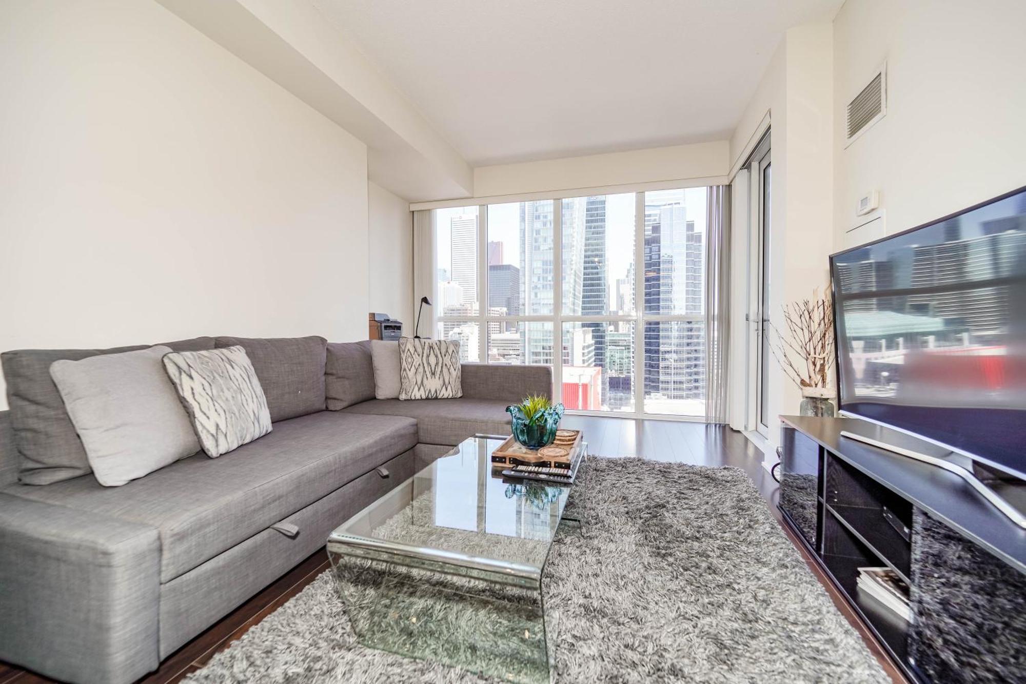 Chol Furnished Suites Heart Of Downtown Toronto, 2 Beds, Free Parking, Cn Tower View Esterno foto