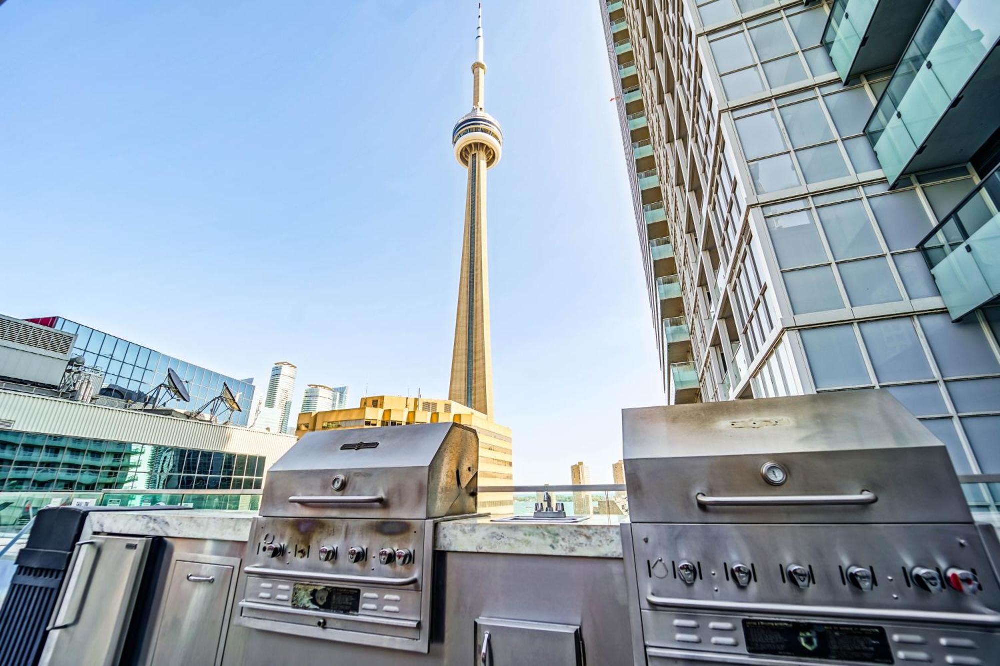 Chol Furnished Suites Heart Of Downtown Toronto, 2 Beds, Free Parking, Cn Tower View Esterno foto