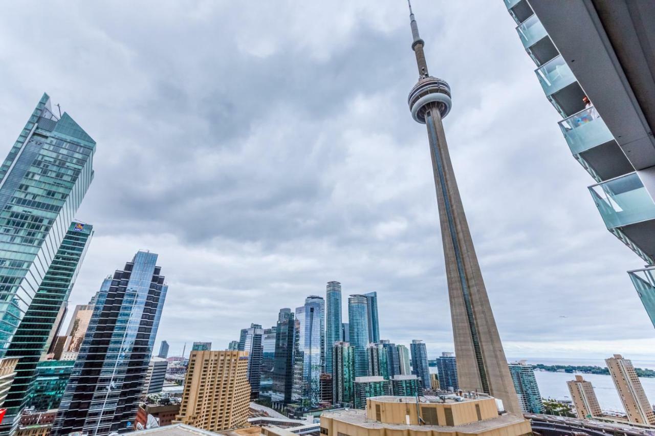 Chol Furnished Suites Heart Of Downtown Toronto, 2 Beds, Free Parking, Cn Tower View Esterno foto